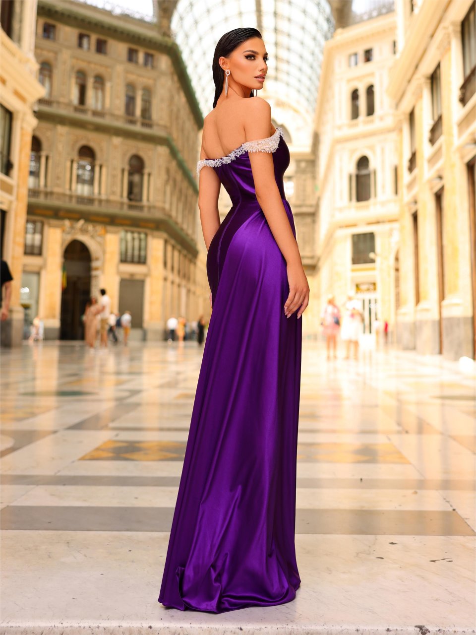 Nicoletta NC1049 Gown – Plum (Size 6) CVSN