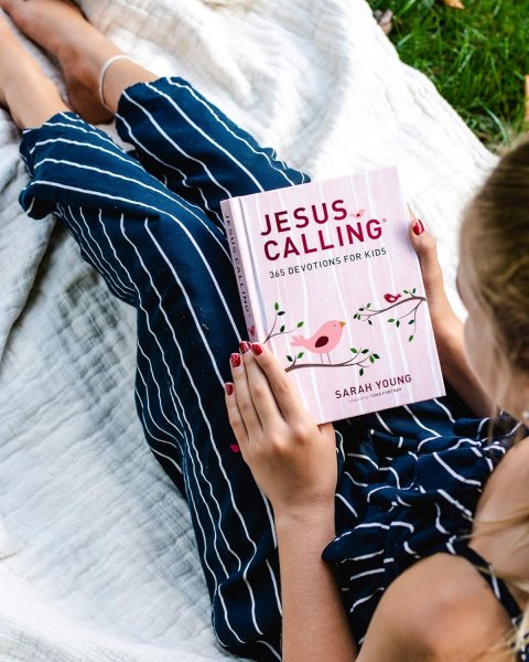 Jesus Calling: 365 Devotions for Kids – A Year of Peace, Faith, and Daily Connection with Jesus 3